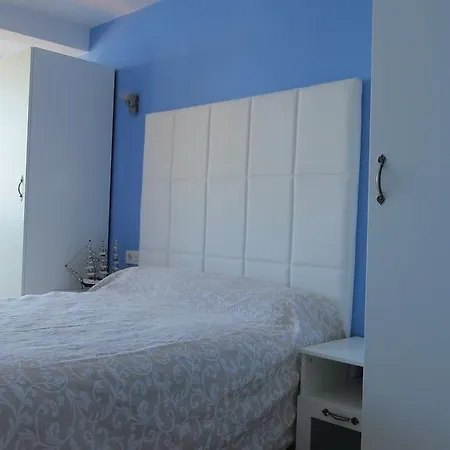 Halcon Levante Apartment *